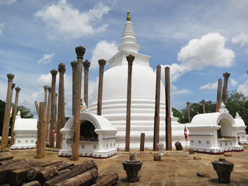 Sri-Lanka-Anuradhapura-Thuparama